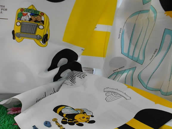 panneau tissu abeille bus pour realiser un coussin ou un sac